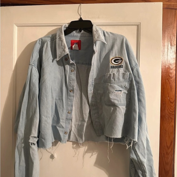 Packer Crop Jacket - Picture 1 of 3